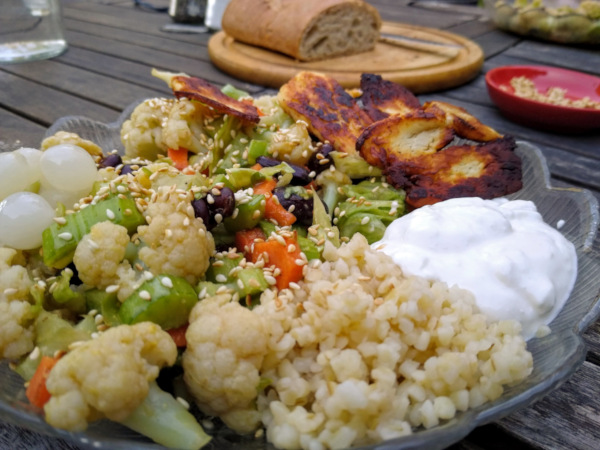 maaltijdsalade halloumi ciabatta