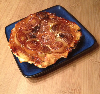 tarte tatin met geroosterde uien