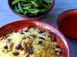 couscous groene groente pittige saus thb