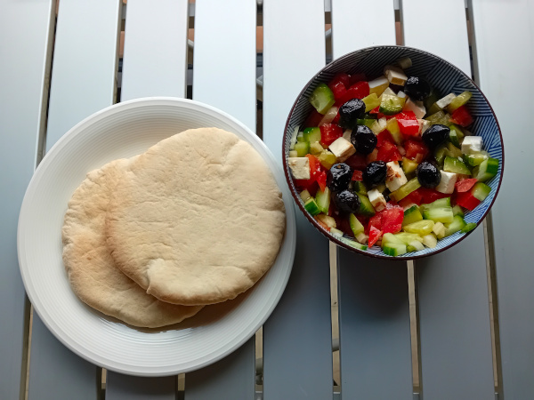 pitabroodjes met salade